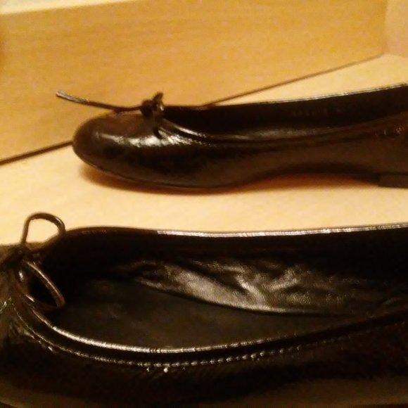 Gucci Microguccissima Patent Leather Ballet Flat with Bow size 35.5 - Picture 8 of 8